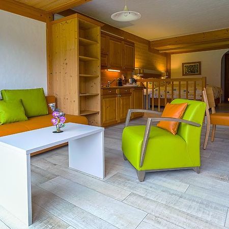 Studios Bellevue Charmey Kamer foto